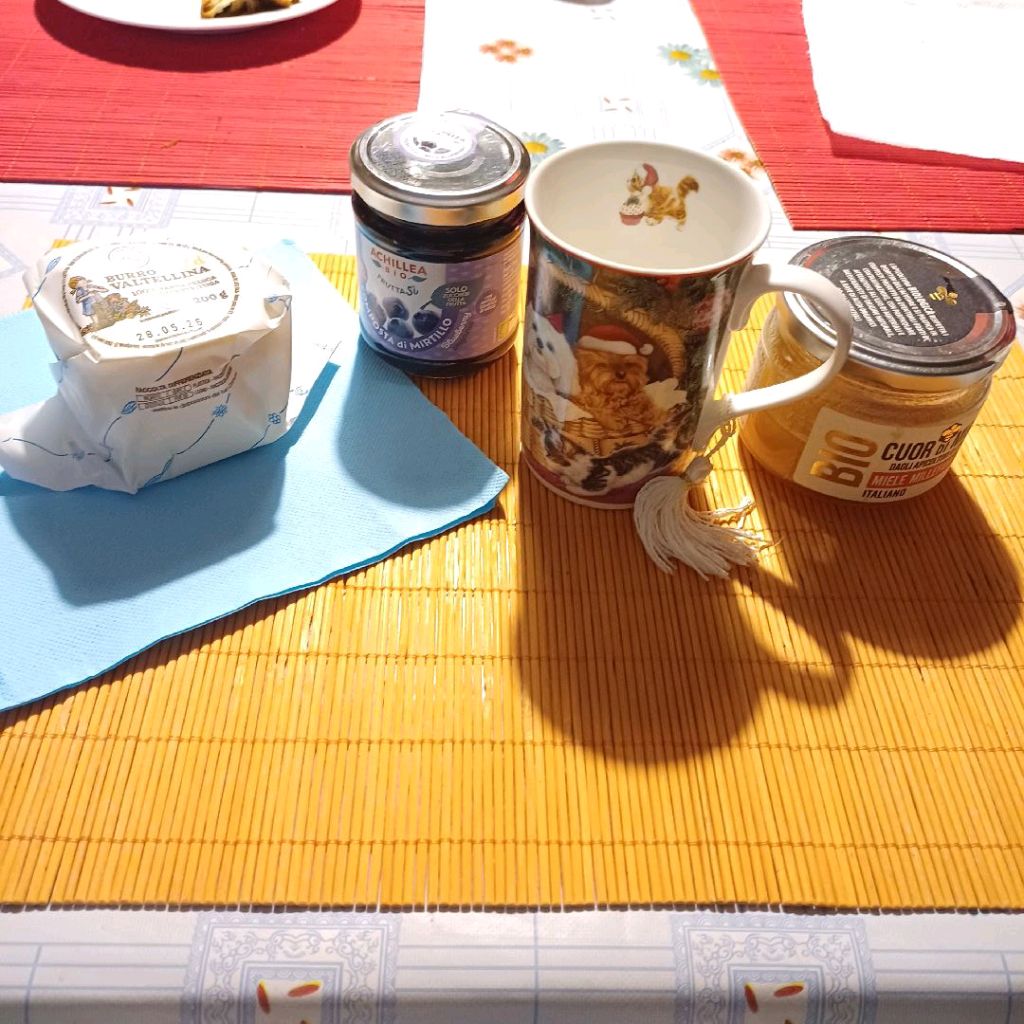 Colazione curata a CasaCasacce